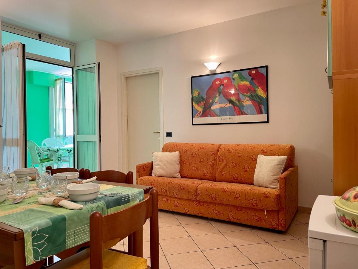 20 Metri Dal Mare Il Fascino Del Centro Storico. Apartment Loano Exterior photo